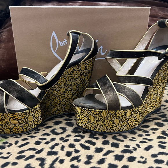 Christian Louboutin Brown and Gold Platform Heels - Picture 3 of 4